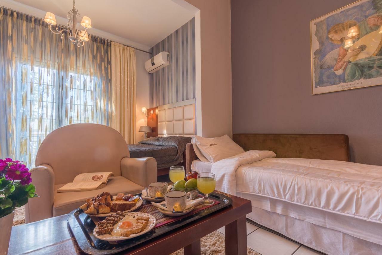 Krikonis Hotel Yanya Dış mekan fotoğraf