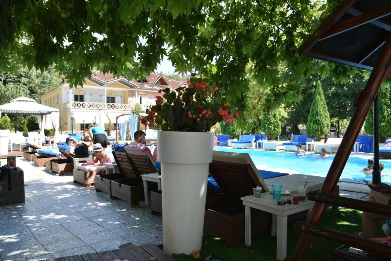 Krikonis Hotel Yanya Dış mekan fotoğraf