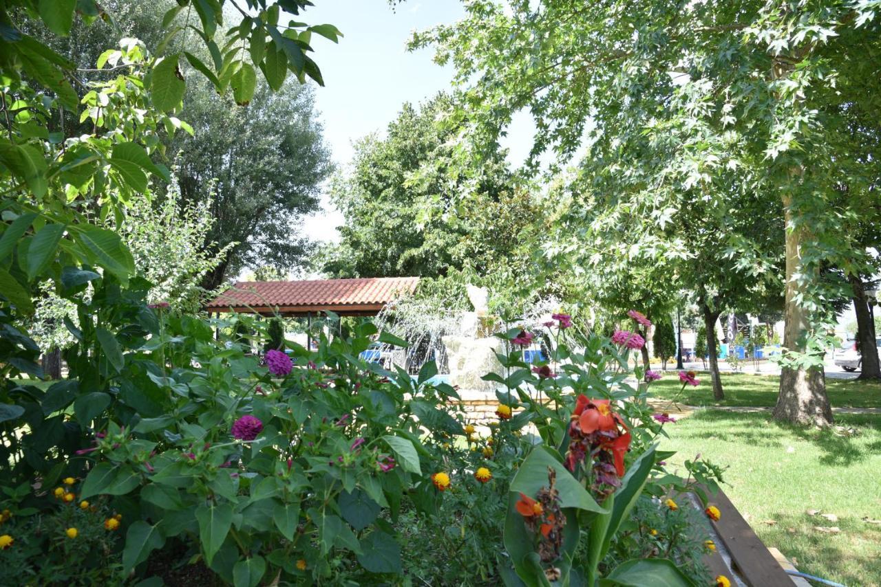 Krikonis Hotel Yanya Dış mekan fotoğraf